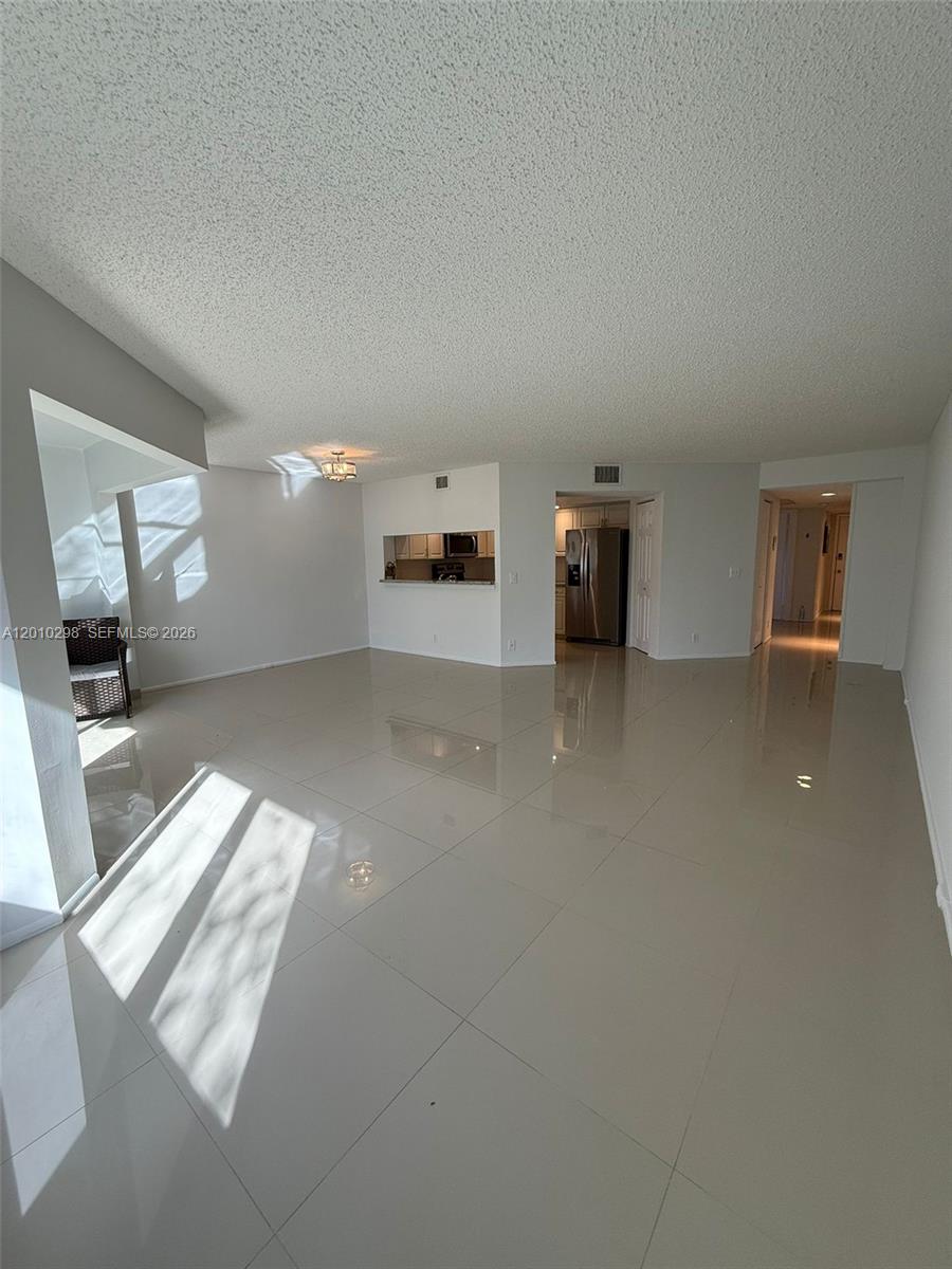 CAMBRIDGE AT CENTURY VILL - Residential