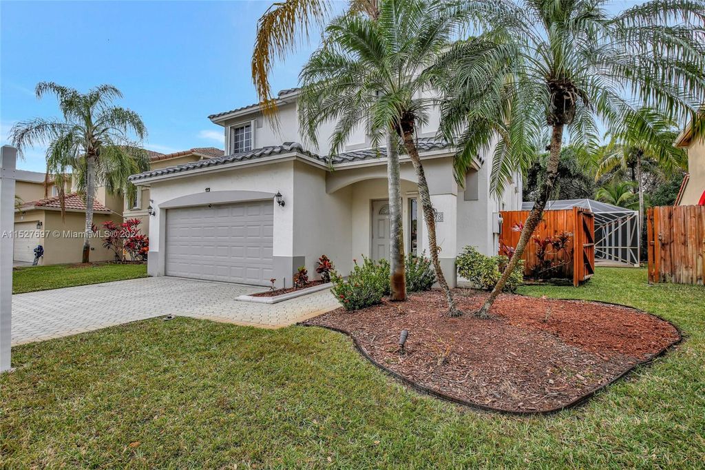 Photo of 118 SW 206th Ave, Pembroke Pines, FL 33029 (MLS # A11527697)