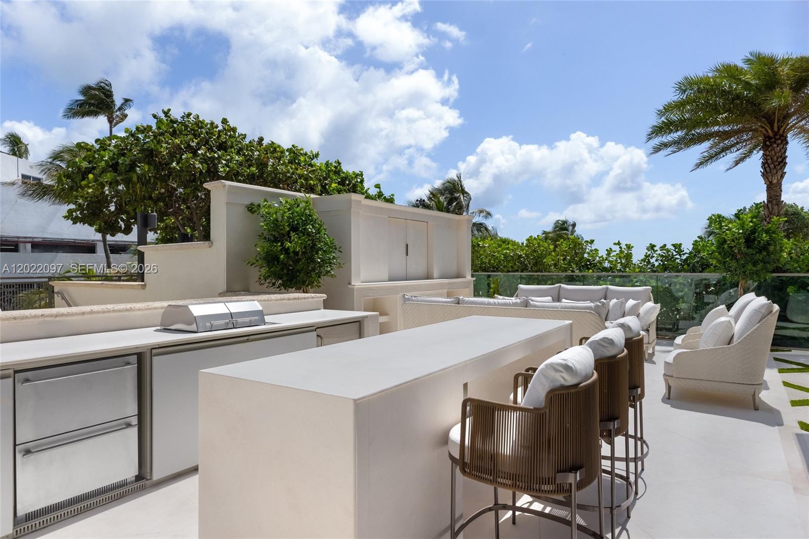 NORTH BISCAYNE BEACH AMEN - Residential