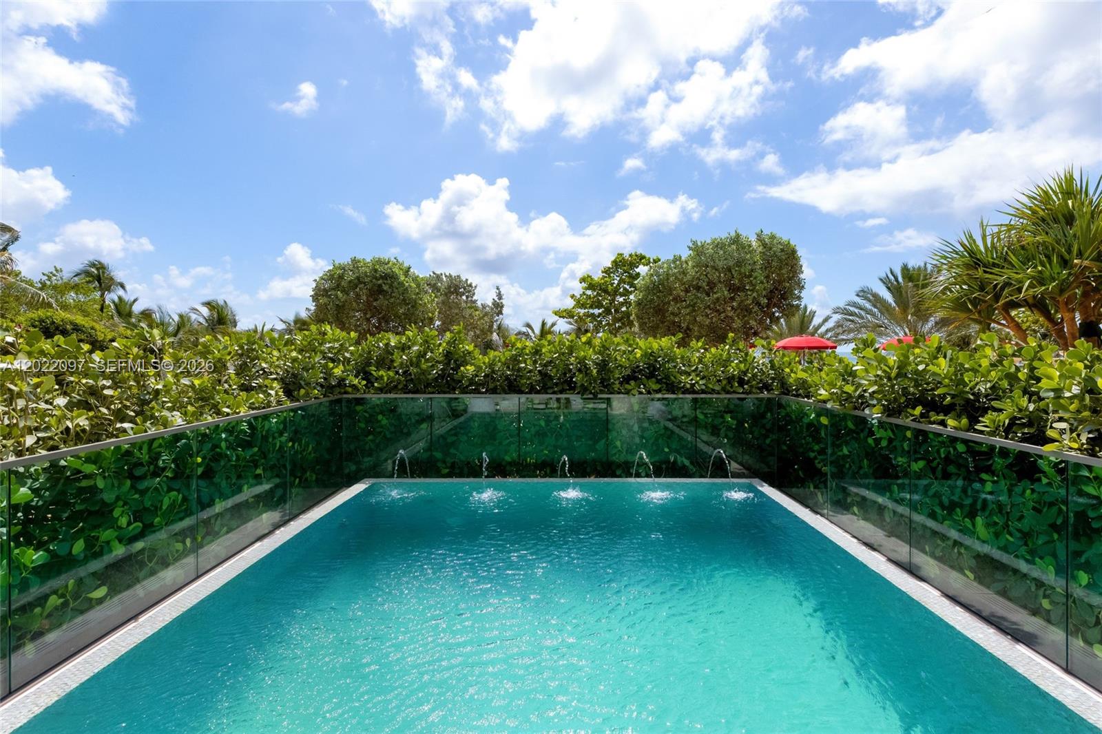 NORTH BISCAYNE BEACH AMEN - Residential