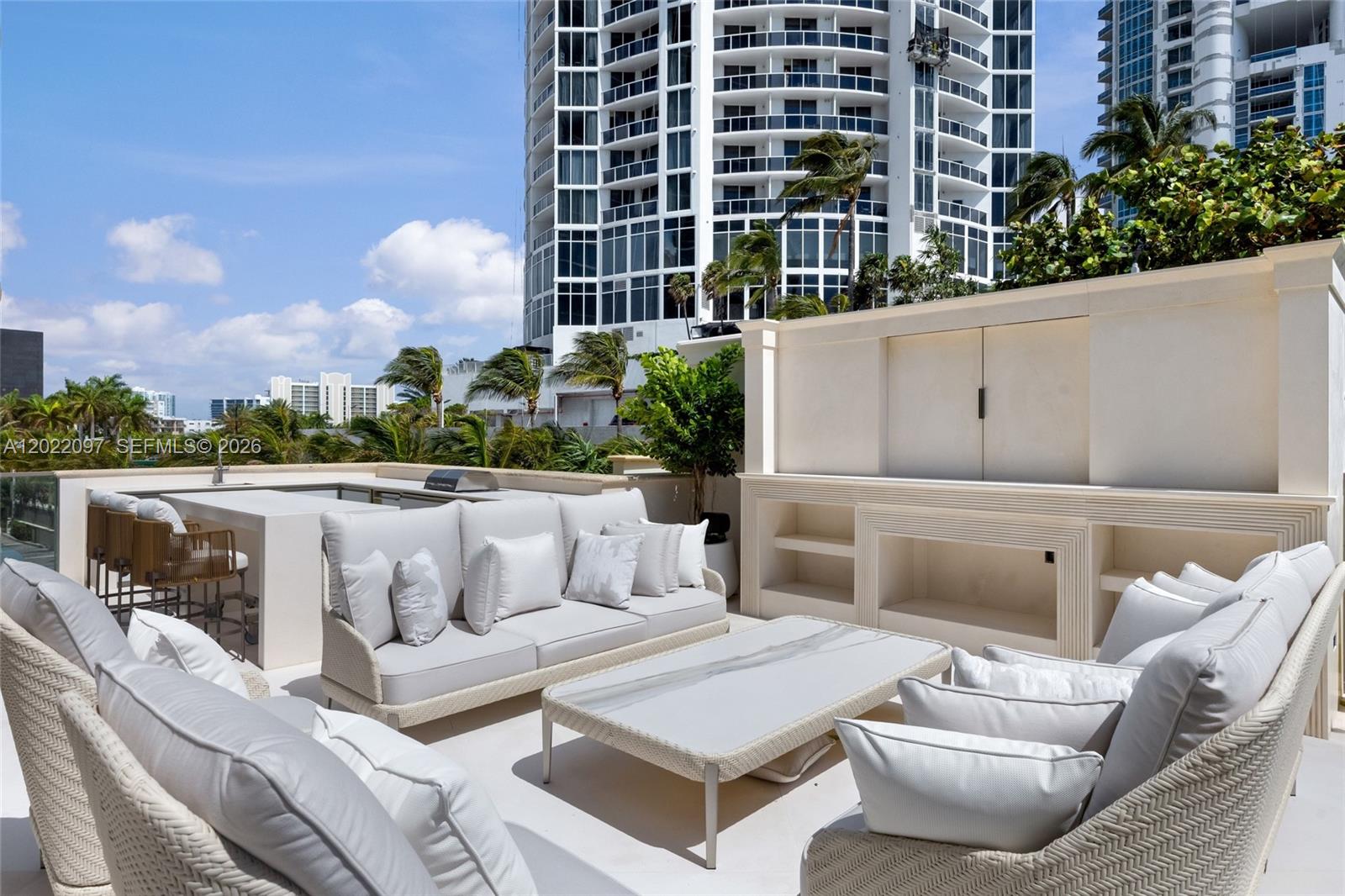 NORTH BISCAYNE BEACH AMEN - Residential