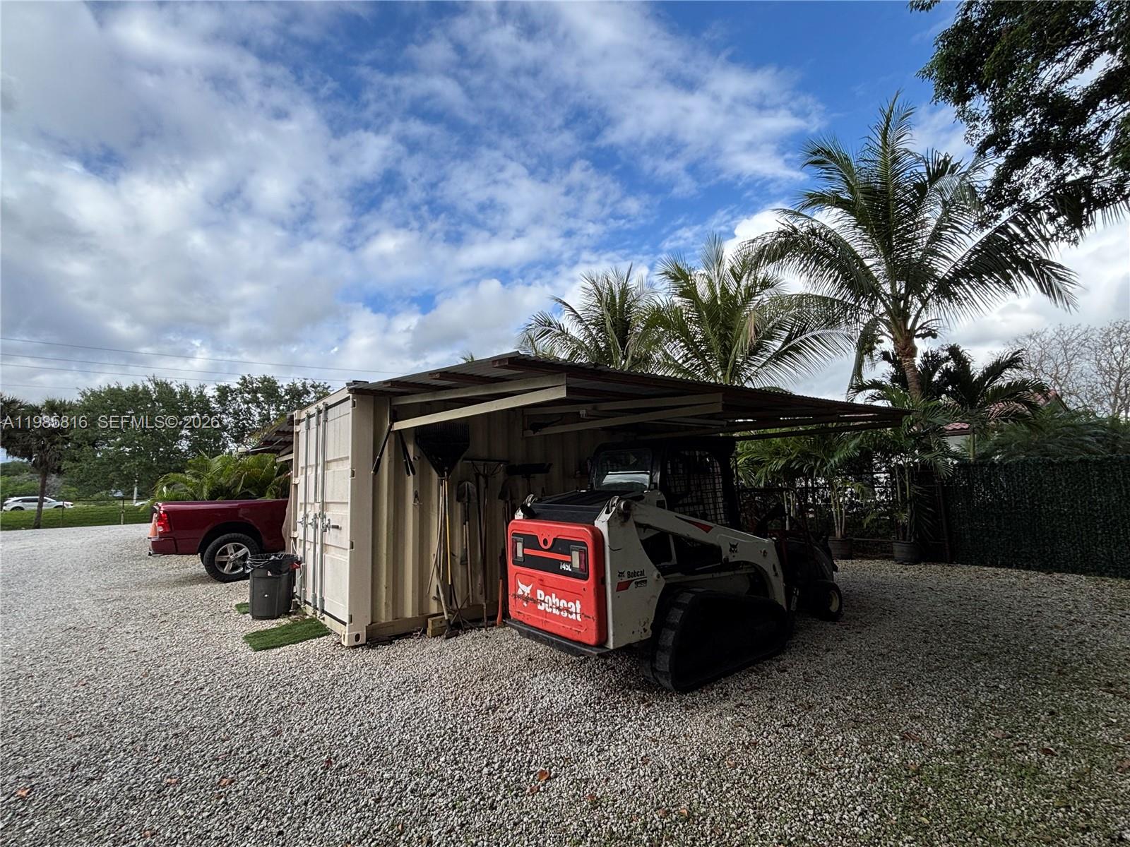 SELIGMAN RANCHES - Residential