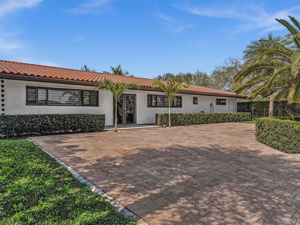 Photo of 4501 SW 133rd Ave, Southwest Ranches, FL 33330 (MLS # A11985816)