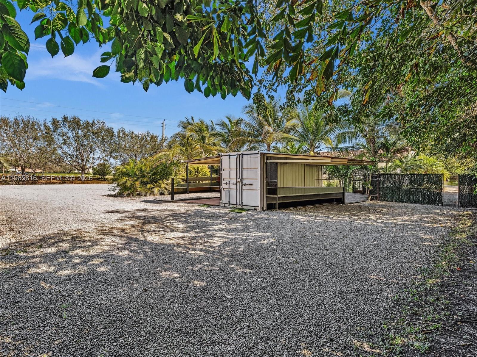 SELIGMAN RANCHES - Residential