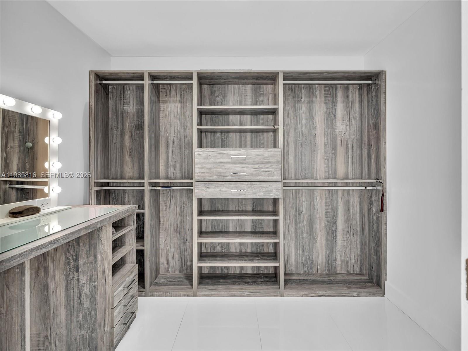 SELIGMAN RANCHES - Residential