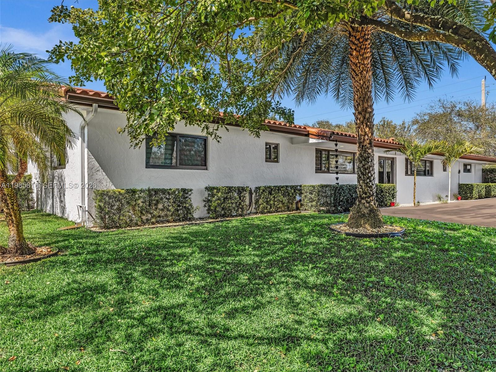 SELIGMAN RANCHES - Residential