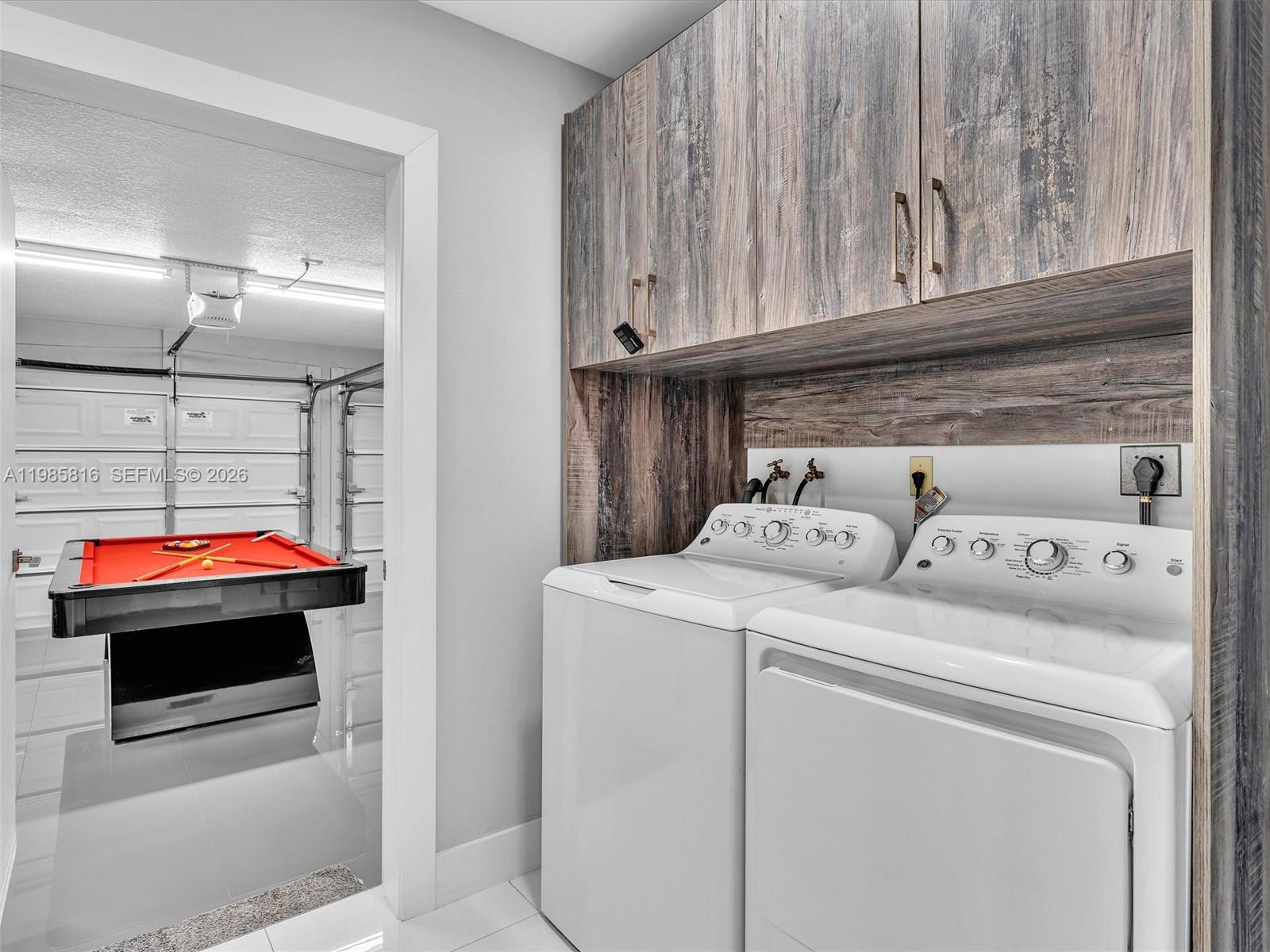 SELIGMAN RANCHES - Residential