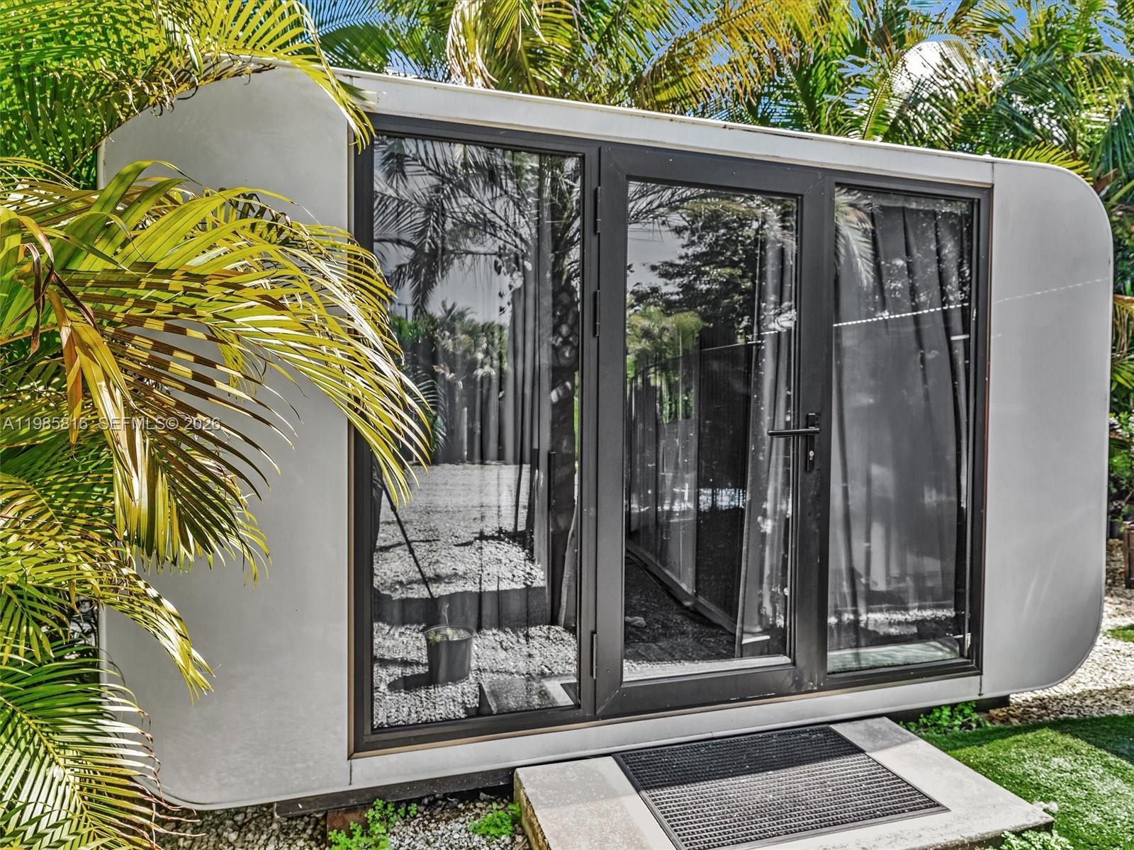 SELIGMAN RANCHES - Residential