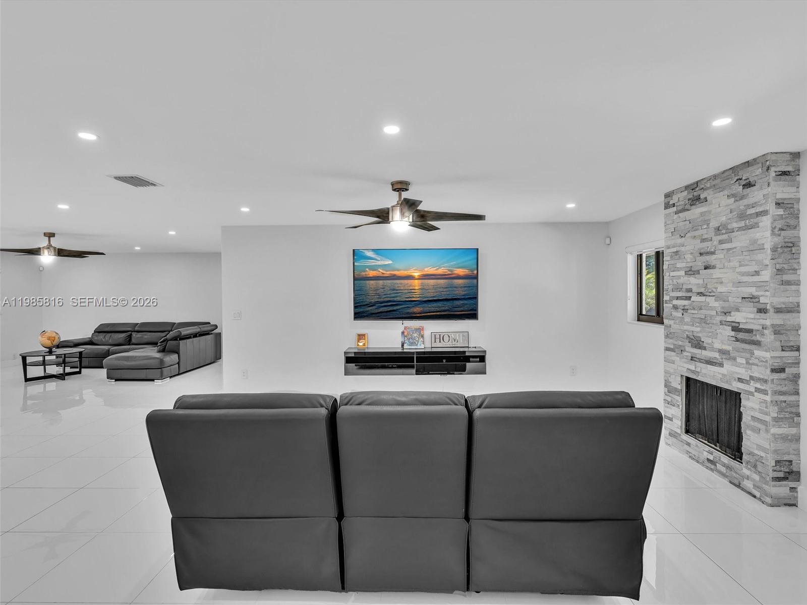 SELIGMAN RANCHES - Residential