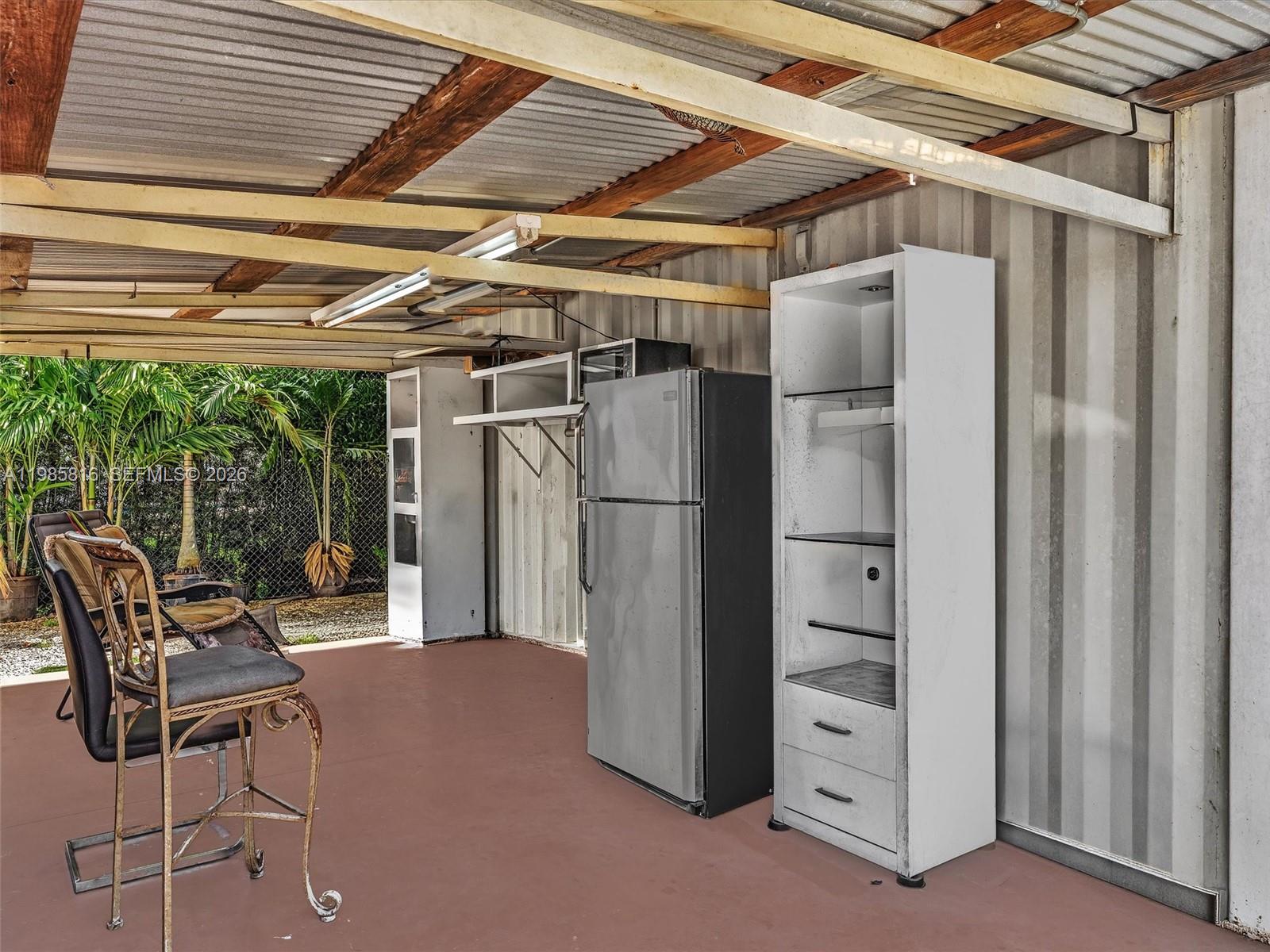 SELIGMAN RANCHES - Residential