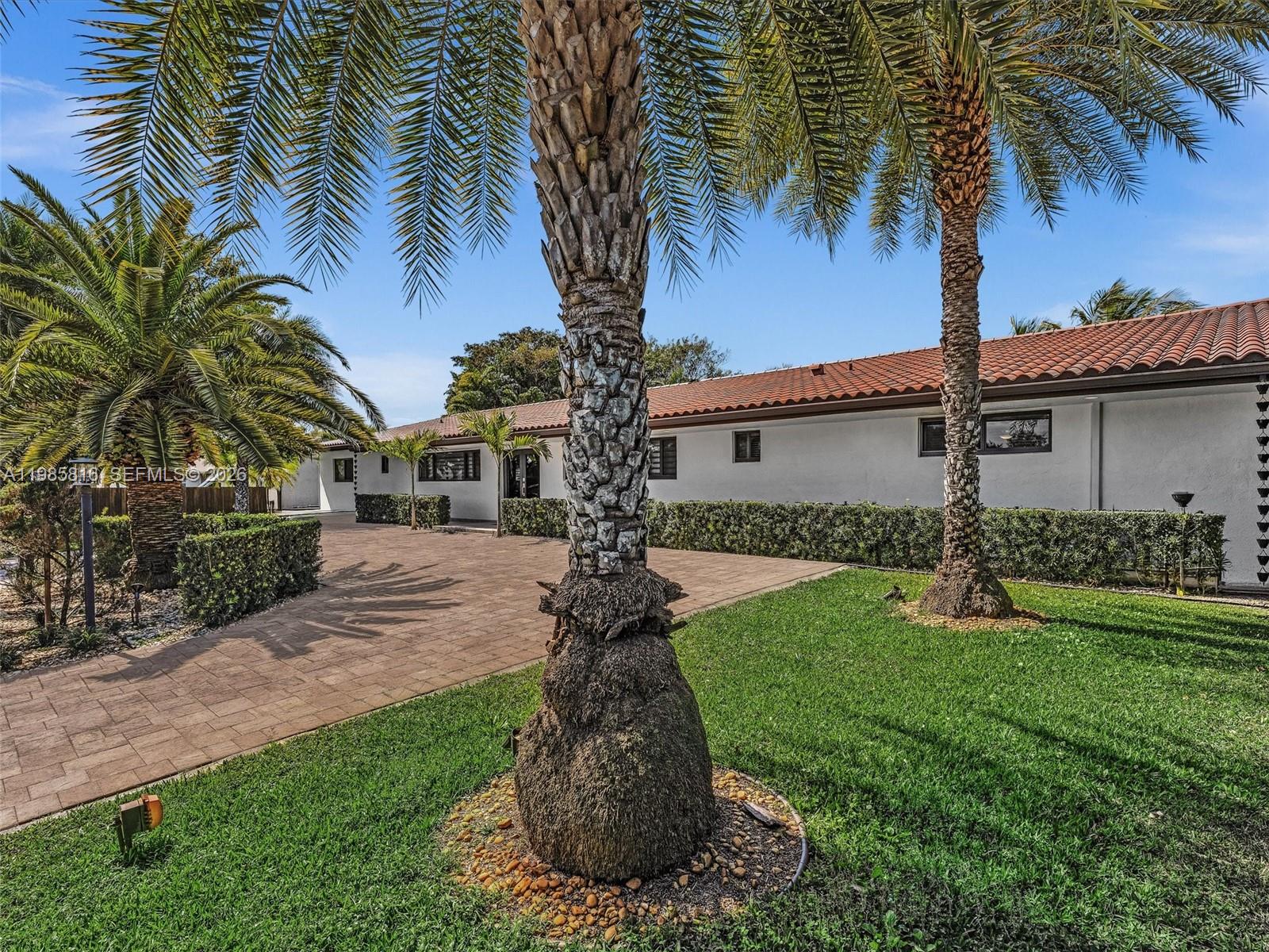 SELIGMAN RANCHES - Residential