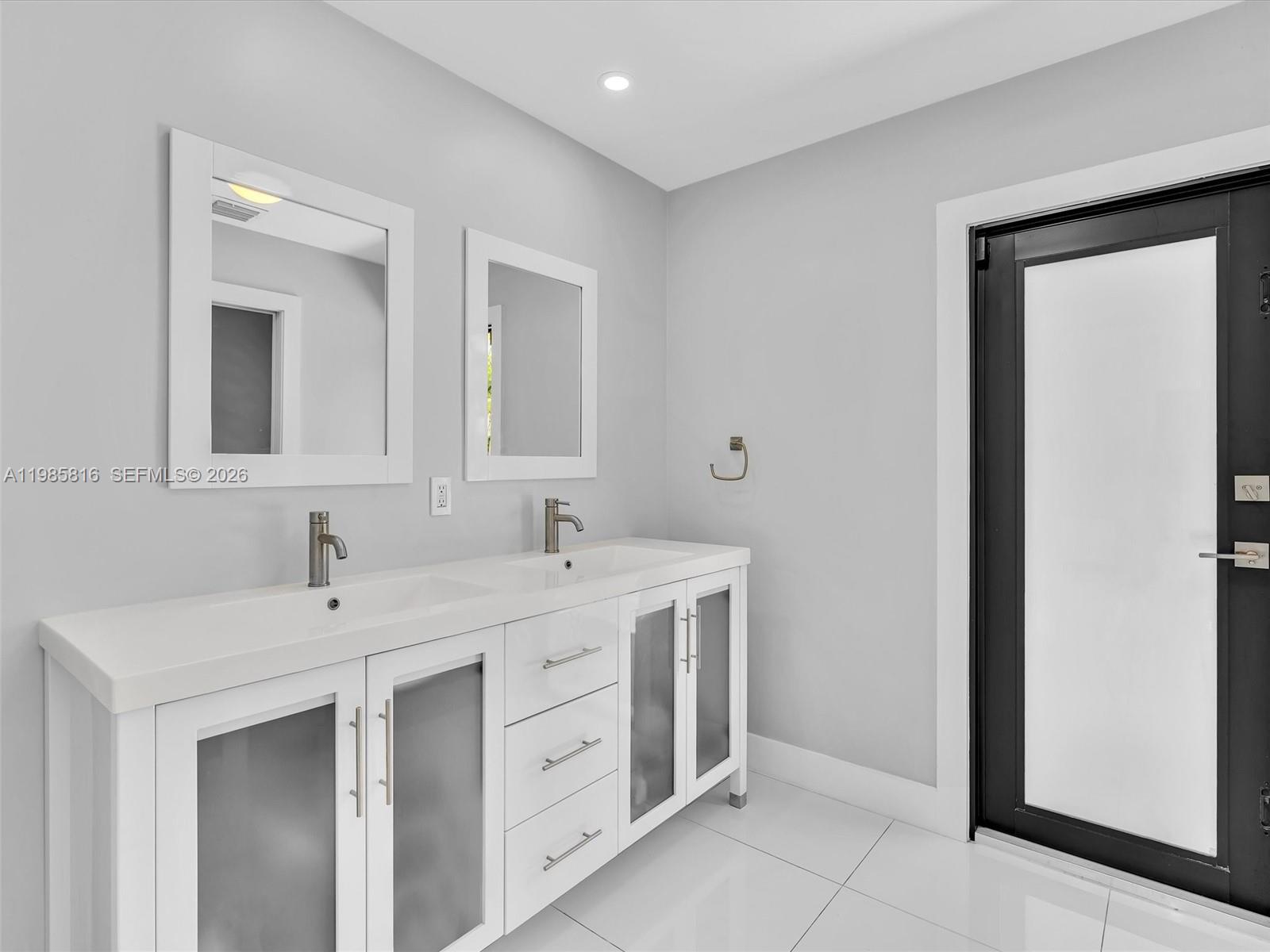 SELIGMAN RANCHES - Residential