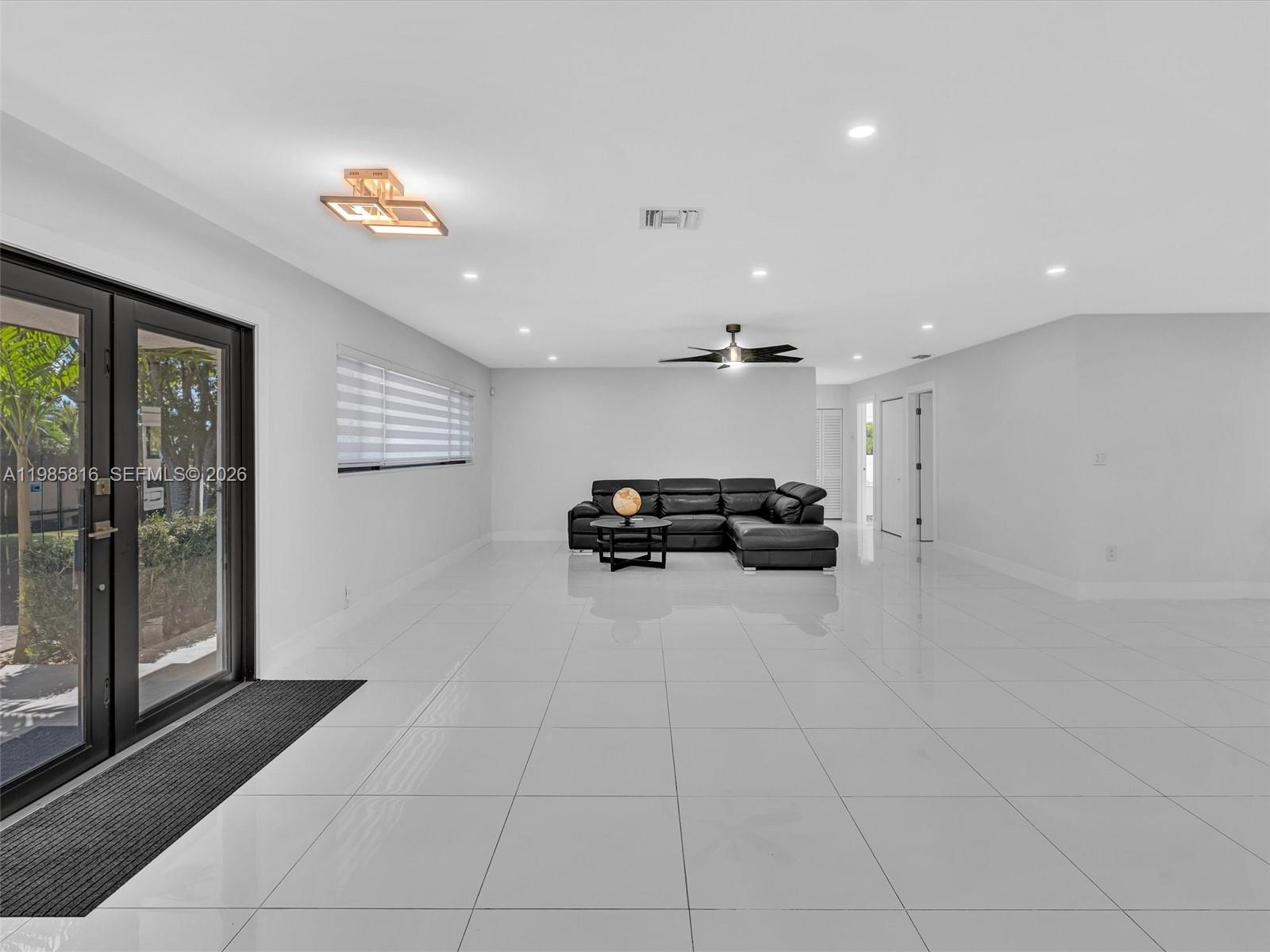 SELIGMAN RANCHES - Residential