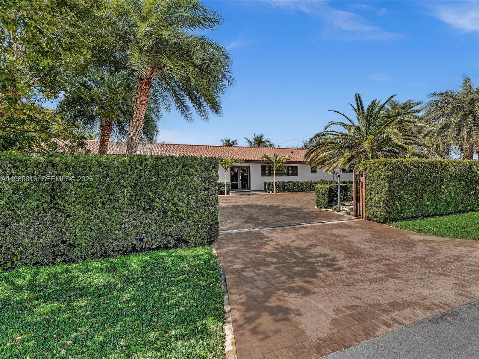 SELIGMAN RANCHES - Residential