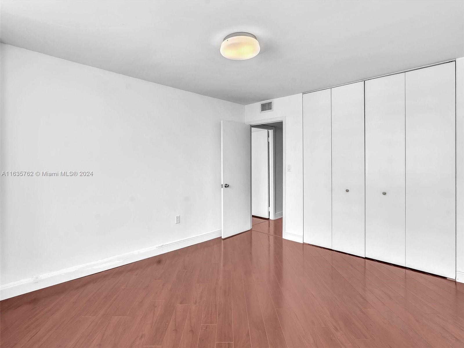 COMMODORE PLAZA CONDO - Residential