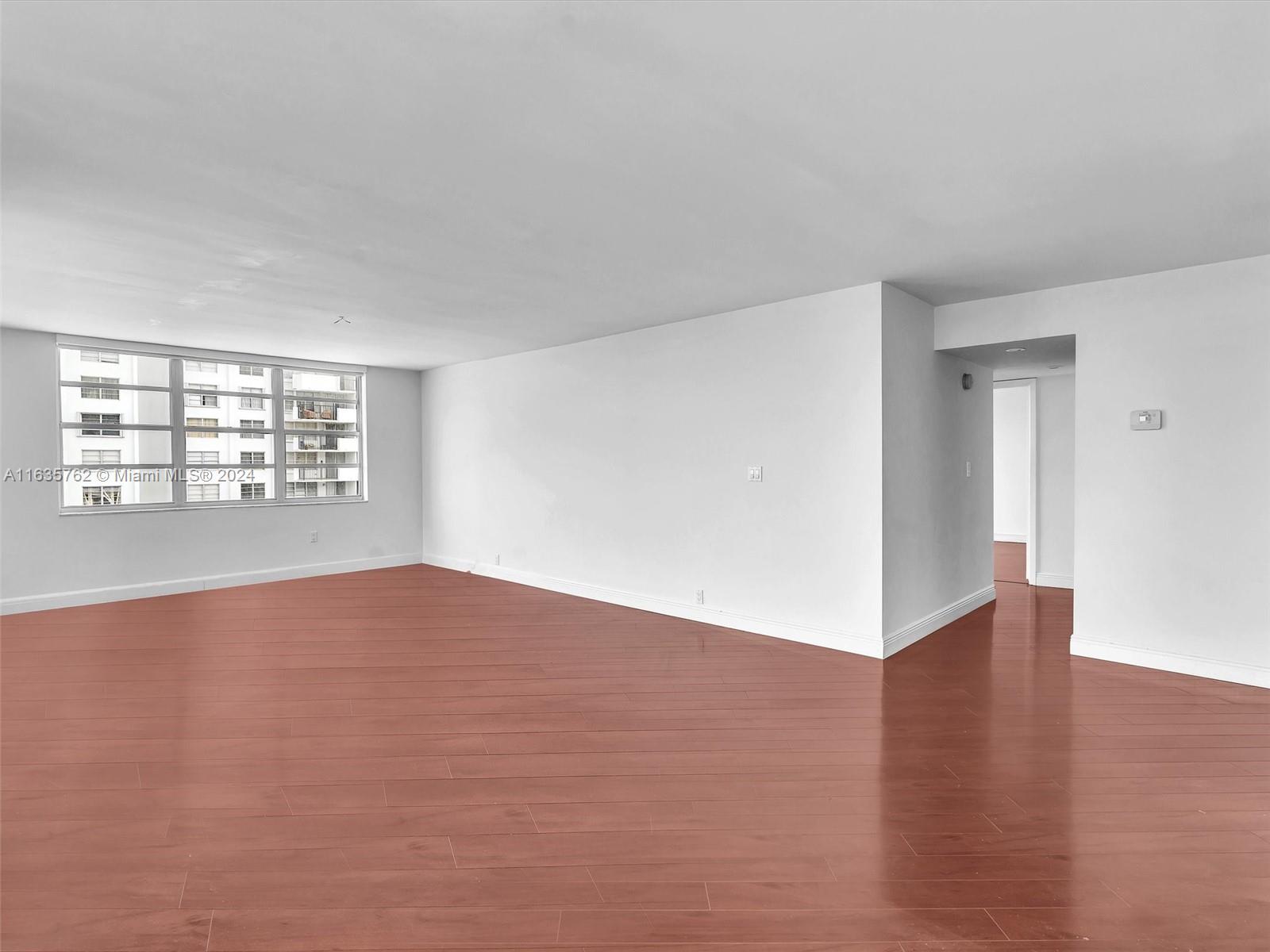 COMMODORE PLAZA CONDO - Residential