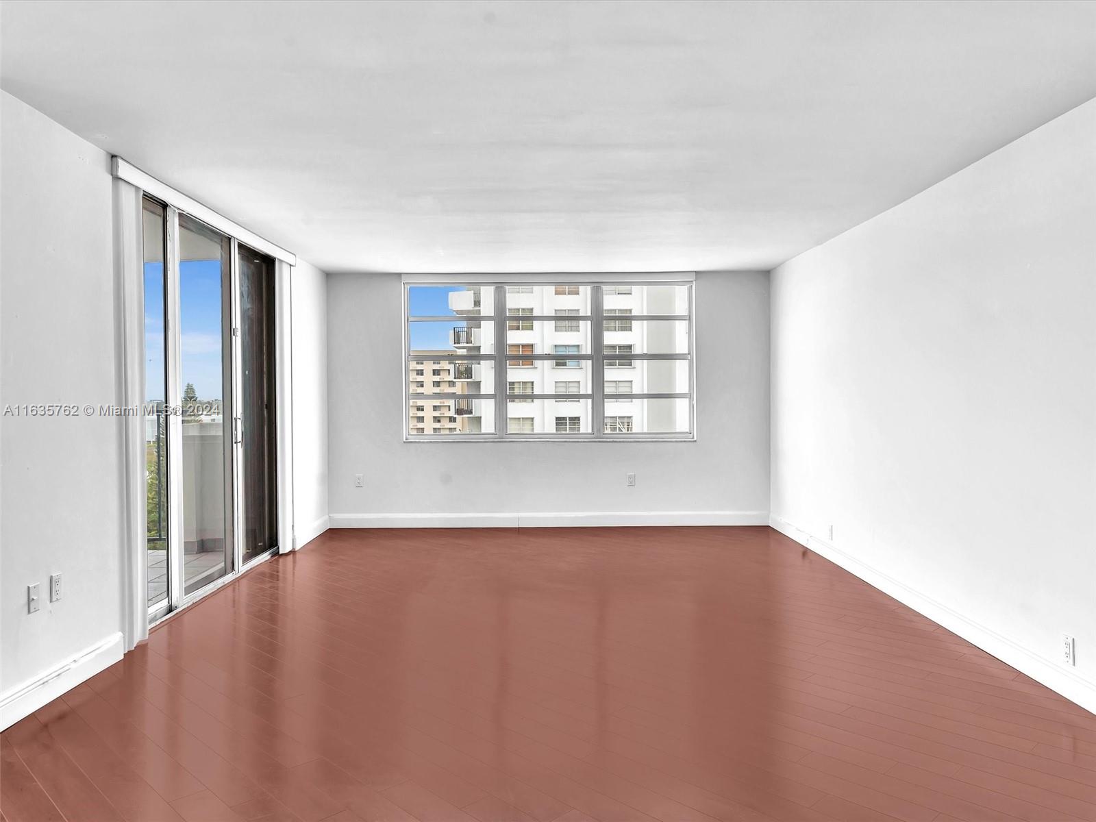 COMMODORE PLAZA CONDO - Residential