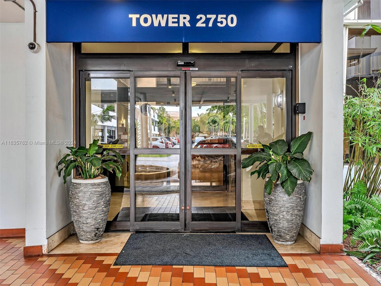 COMMODORE PLAZA CONDO - Residential
