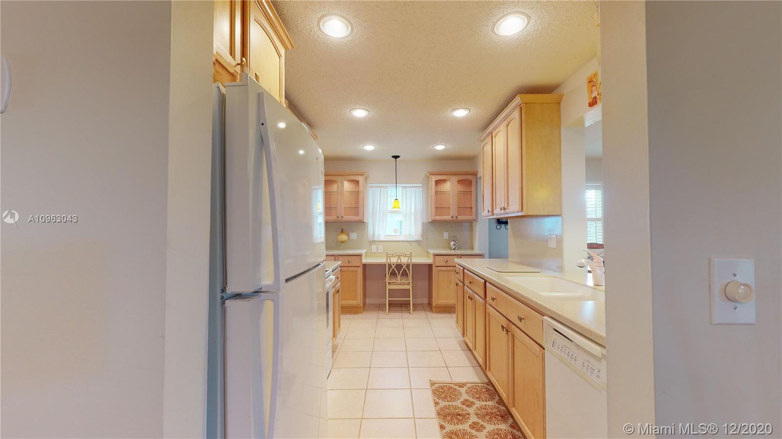 PALM BEACH LEISUREVILLE S - Residential