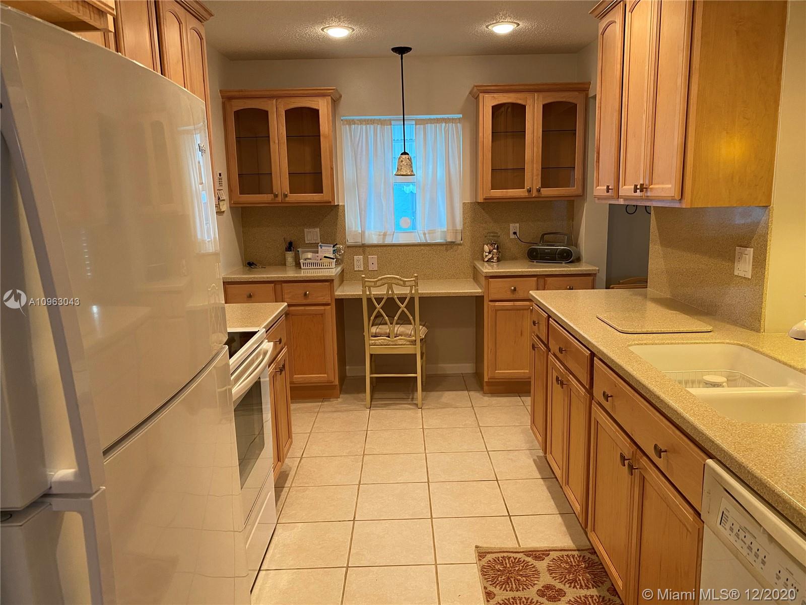 PALM BEACH LEISUREVILLE S - Residential