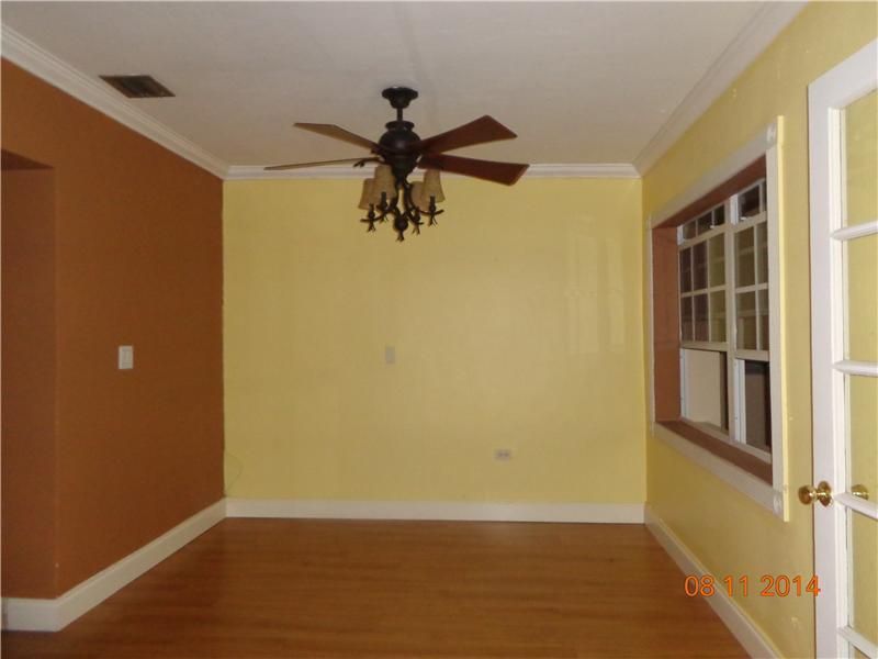 OSCEOLA GROVES - Residential Lease