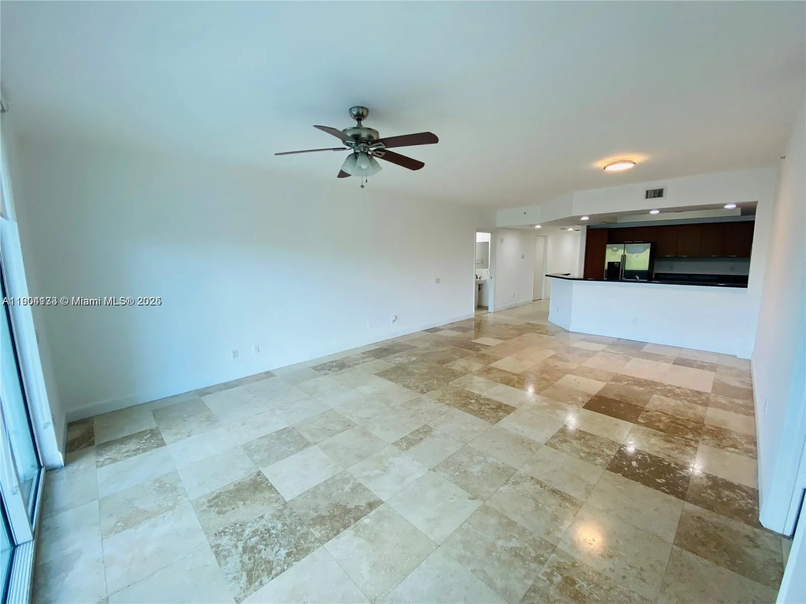 North Miami, Florida 33181, United States, 2 Bedrooms Bedrooms, ,3 BathroomsBathrooms,Residential,Active,234896