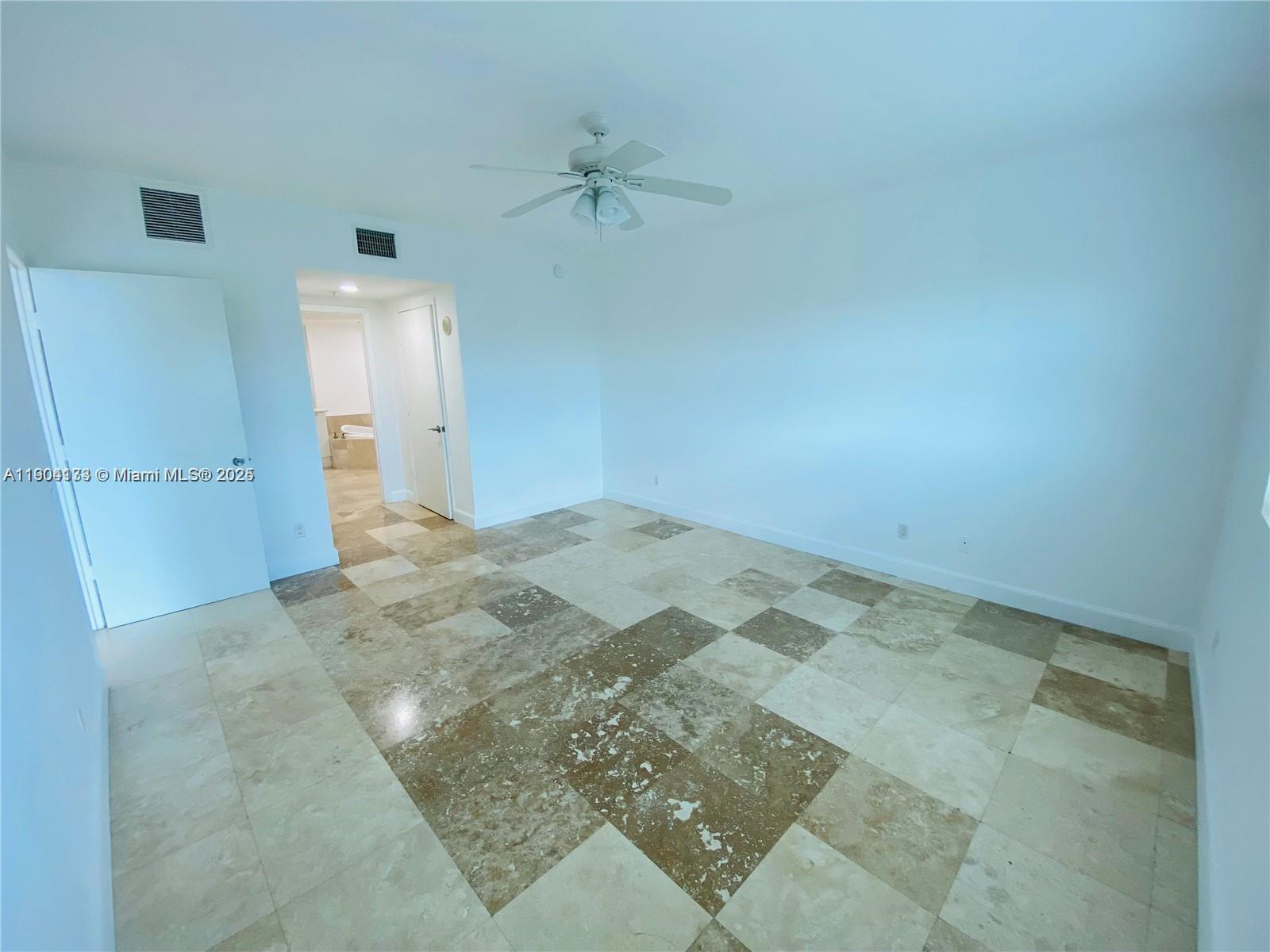 THE OAKS I CONDO - Residential Lease