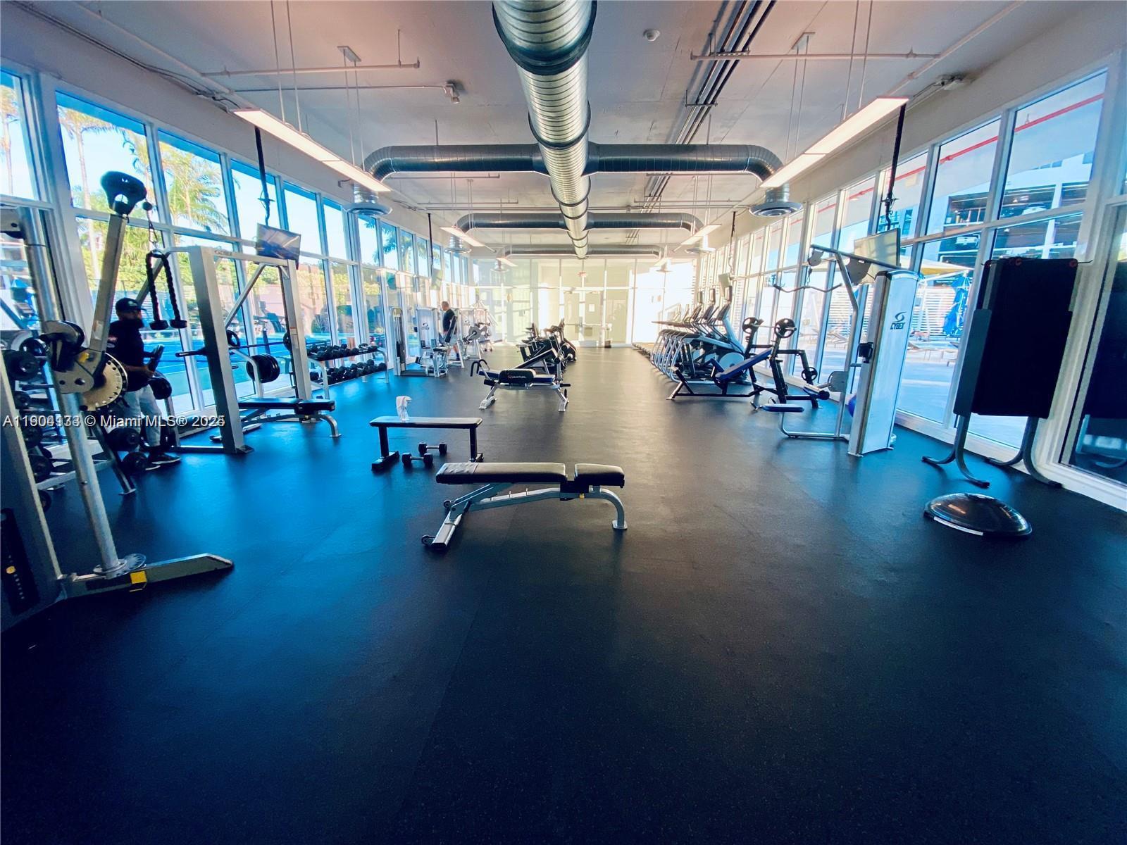 THE OAKS I CONDO - Residential Lease