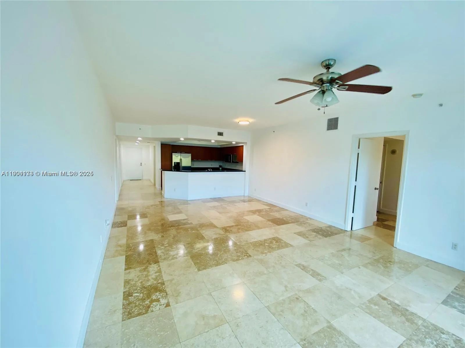 North Miami, Florida 33181, United States, 2 Bedrooms Bedrooms, ,3 BathroomsBathrooms,Residential,Active,234896