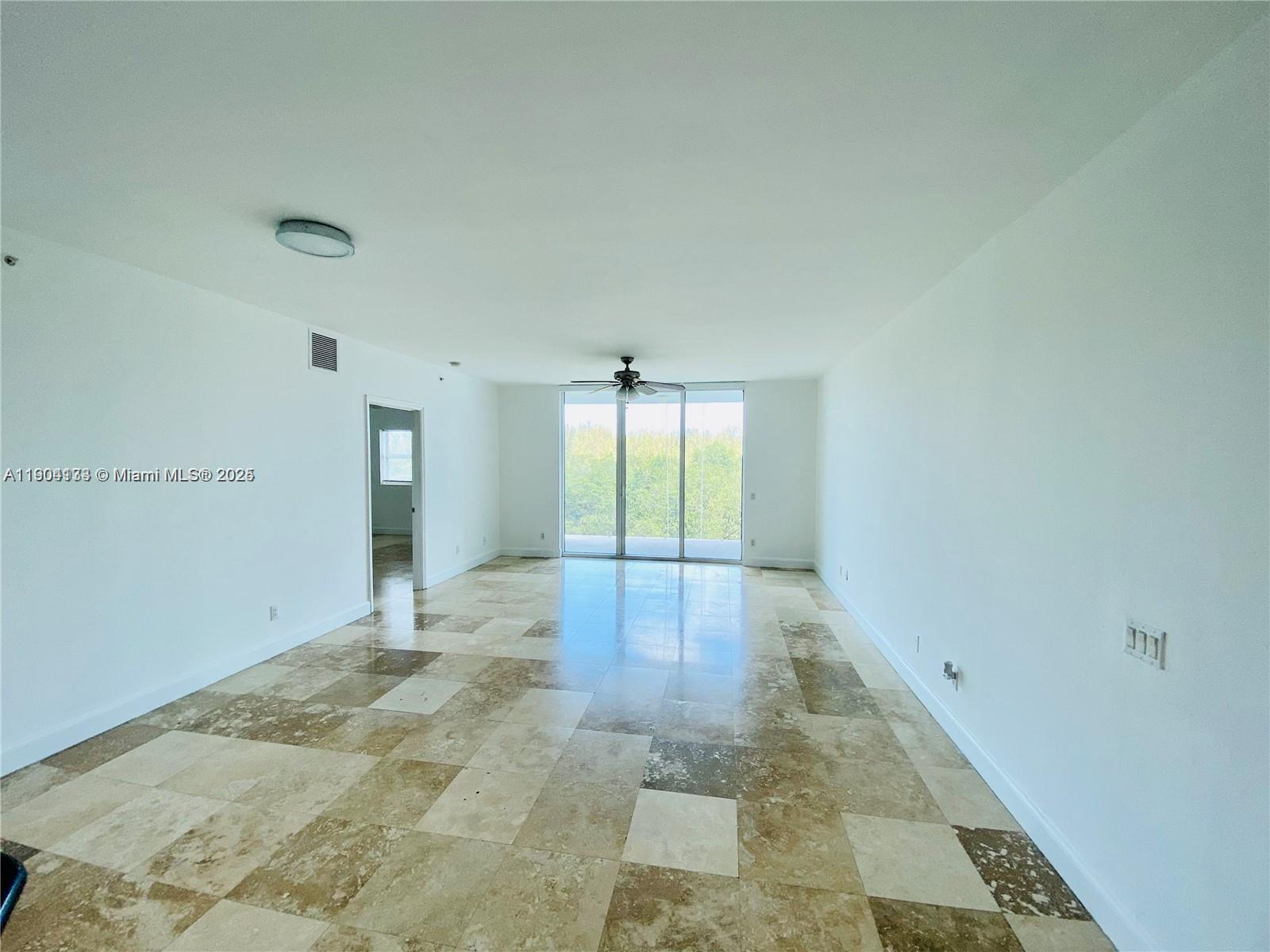 THE OAKS I CONDO - Residential Lease