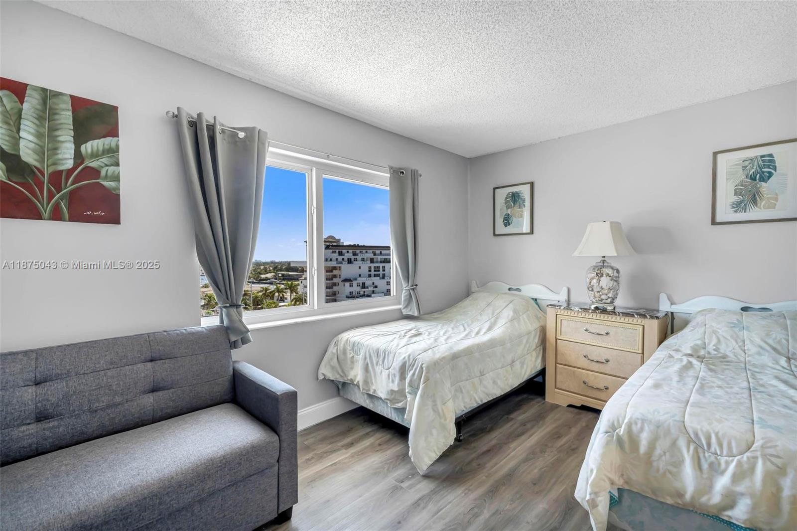 NAUTICAL TOWERS CONDO - Residential