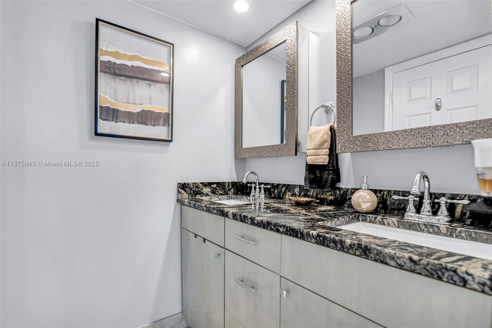 NAUTICAL TOWERS CONDO - Residential