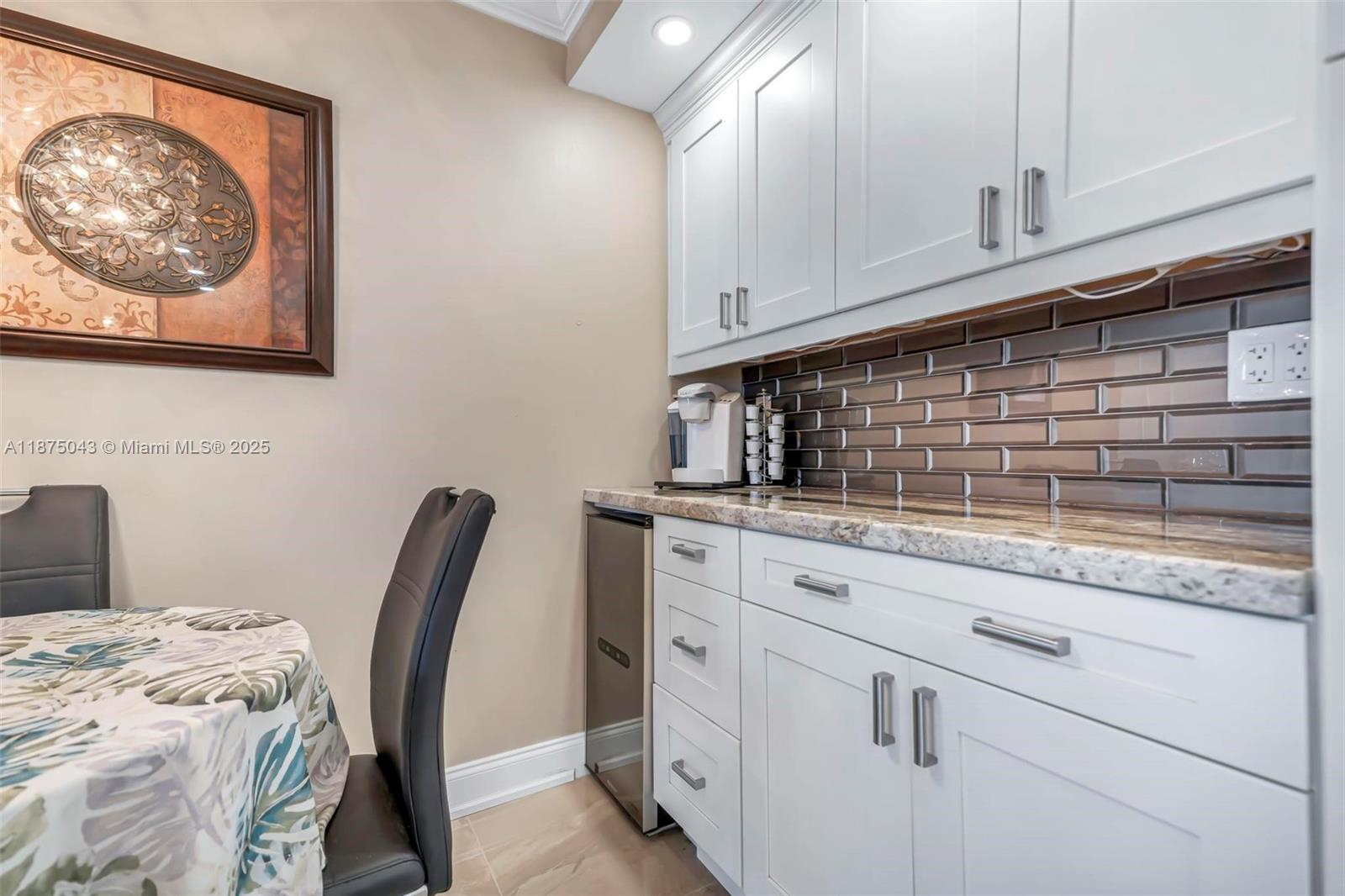 NAUTICAL TOWERS CONDO - Residential