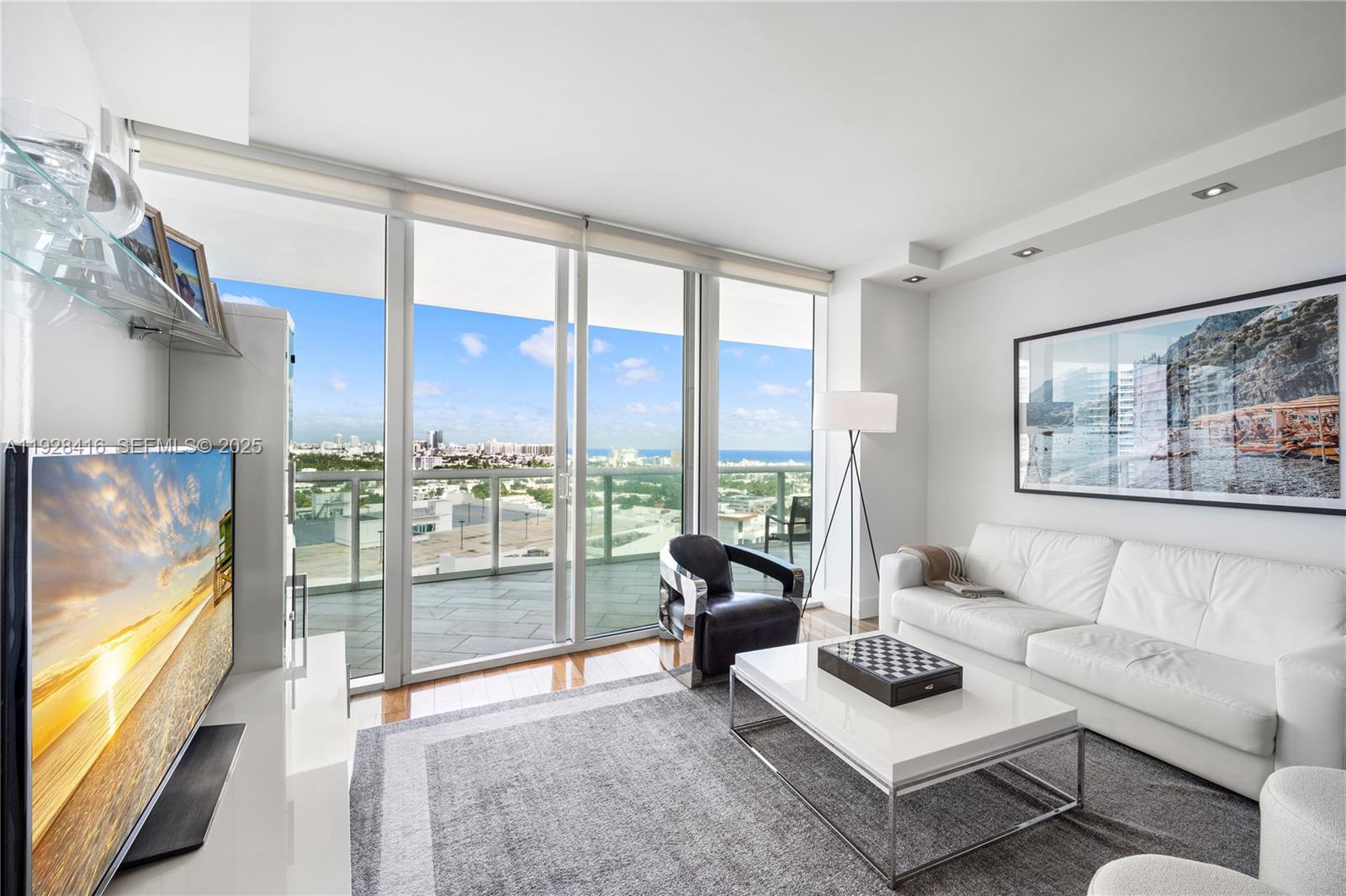 ICON CONDO - Residential Lease