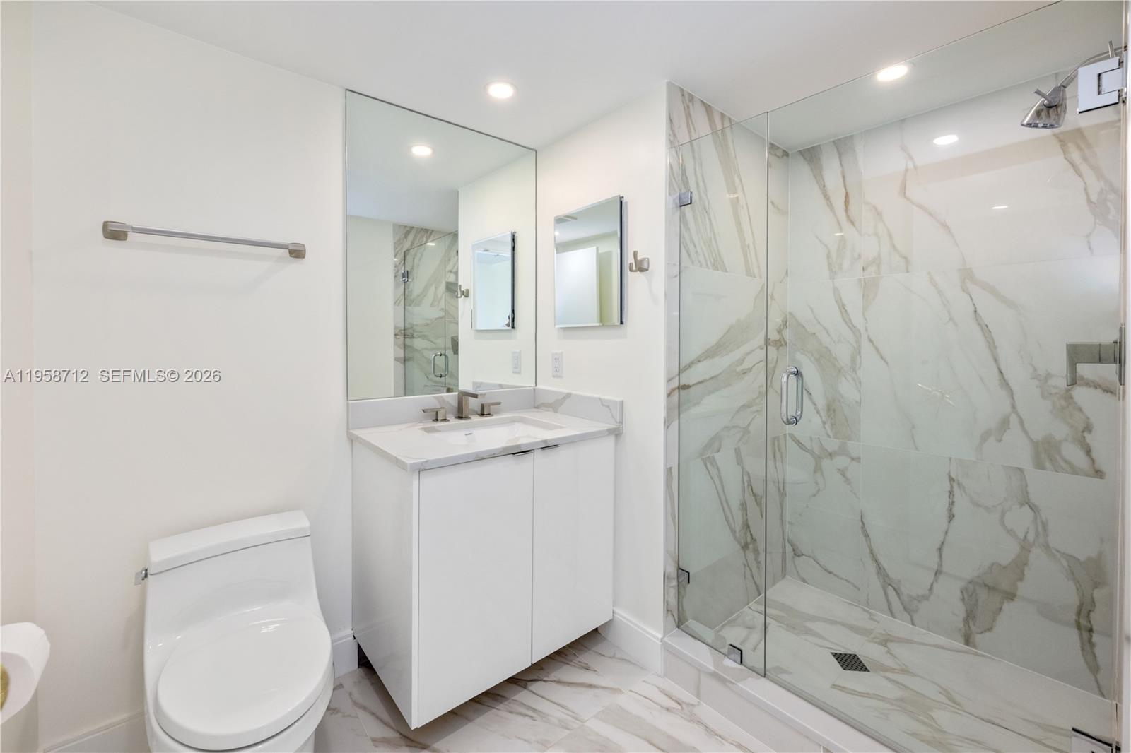 PLAZA OF THE PALM BEACHES - Residential