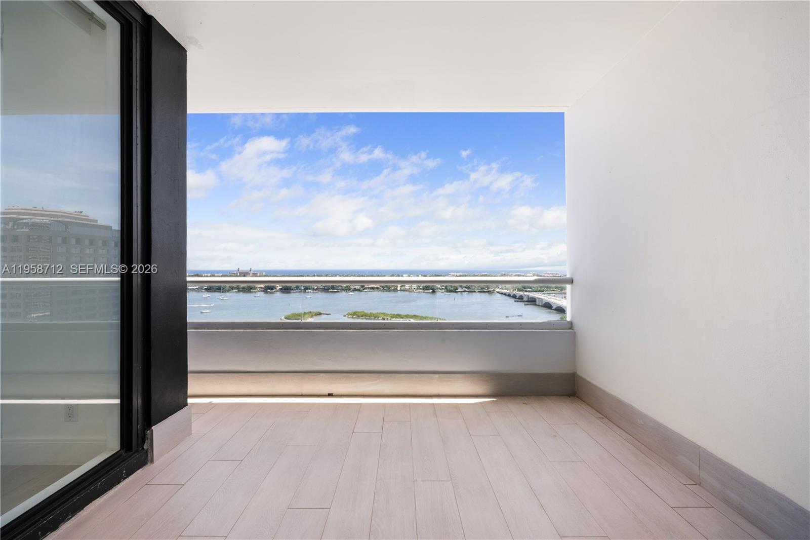 PLAZA OF THE PALM BEACHES - Residential