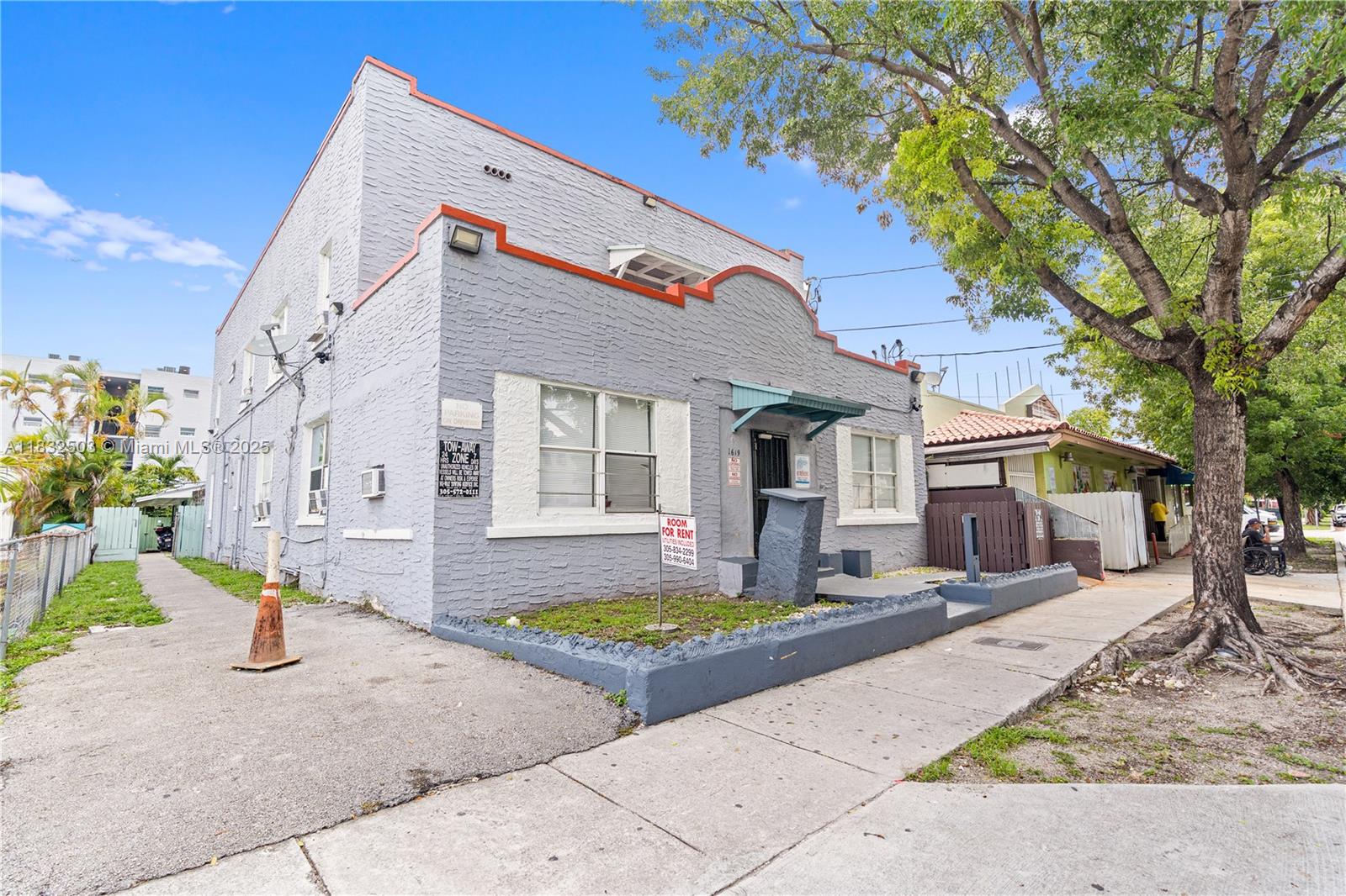 Little Havana Licensed Rooming House is located in the heart of Miami. 21 rooms, all leased month-to-month. The main building is two-story. There is a free-standing building behind the main building with 7 small rooms. Investment opportunity with the potential rehab property that can be converted into a profitable multi-family building. Currently, there is a stable income stream with hands-on management. Centrally located and near public transportation. Steps away from the Iconic 8th Street, famously known as "Calle 8". New construction of the block (see photos of new buildings). Upside opportunity or operate as-is. oning is T5L.