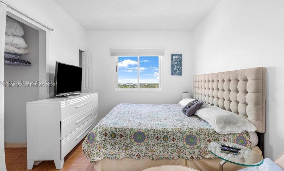 CORAL PLAZA OF MIAMI COND - Residential