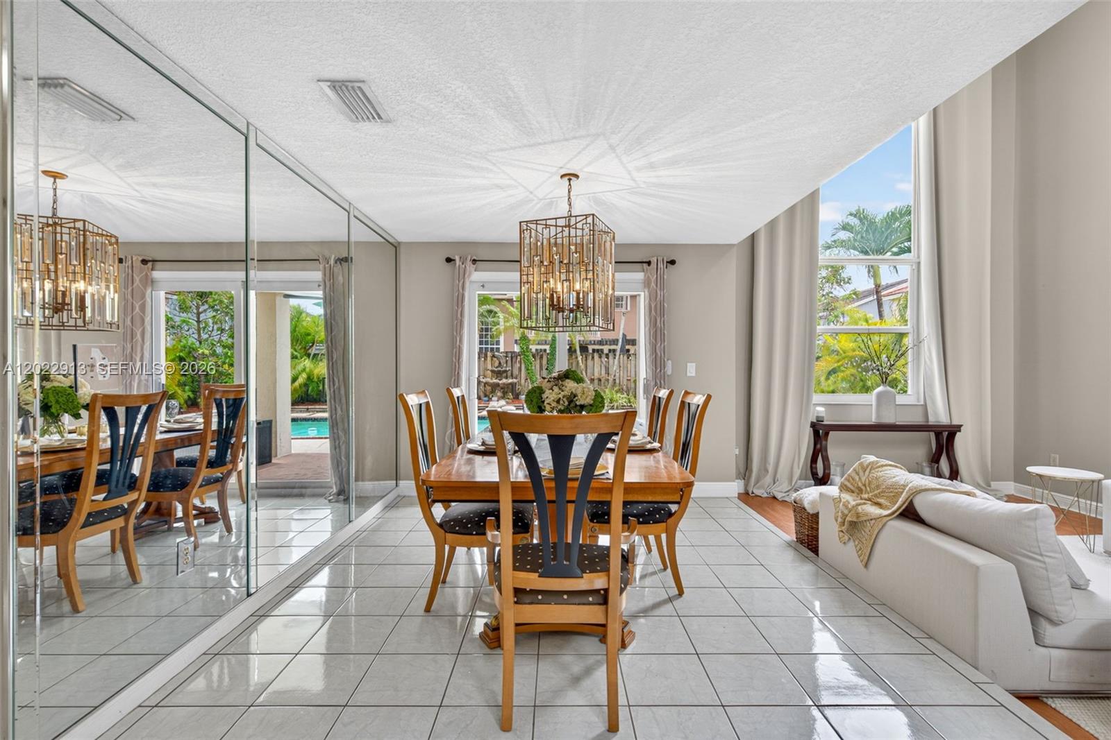 ATRIUM HOMES AT THE HAMMO - Residential