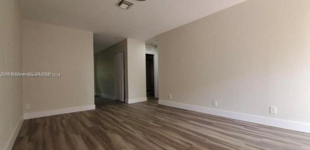 Photo of 450 SW 2nd St #5, Pompano Beach, FL 33060 (MLS # A11598660)