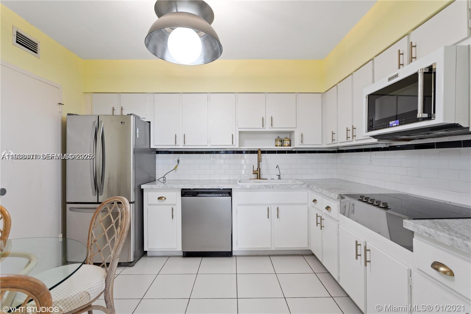 9341 E Bay Harbor Dr 6D