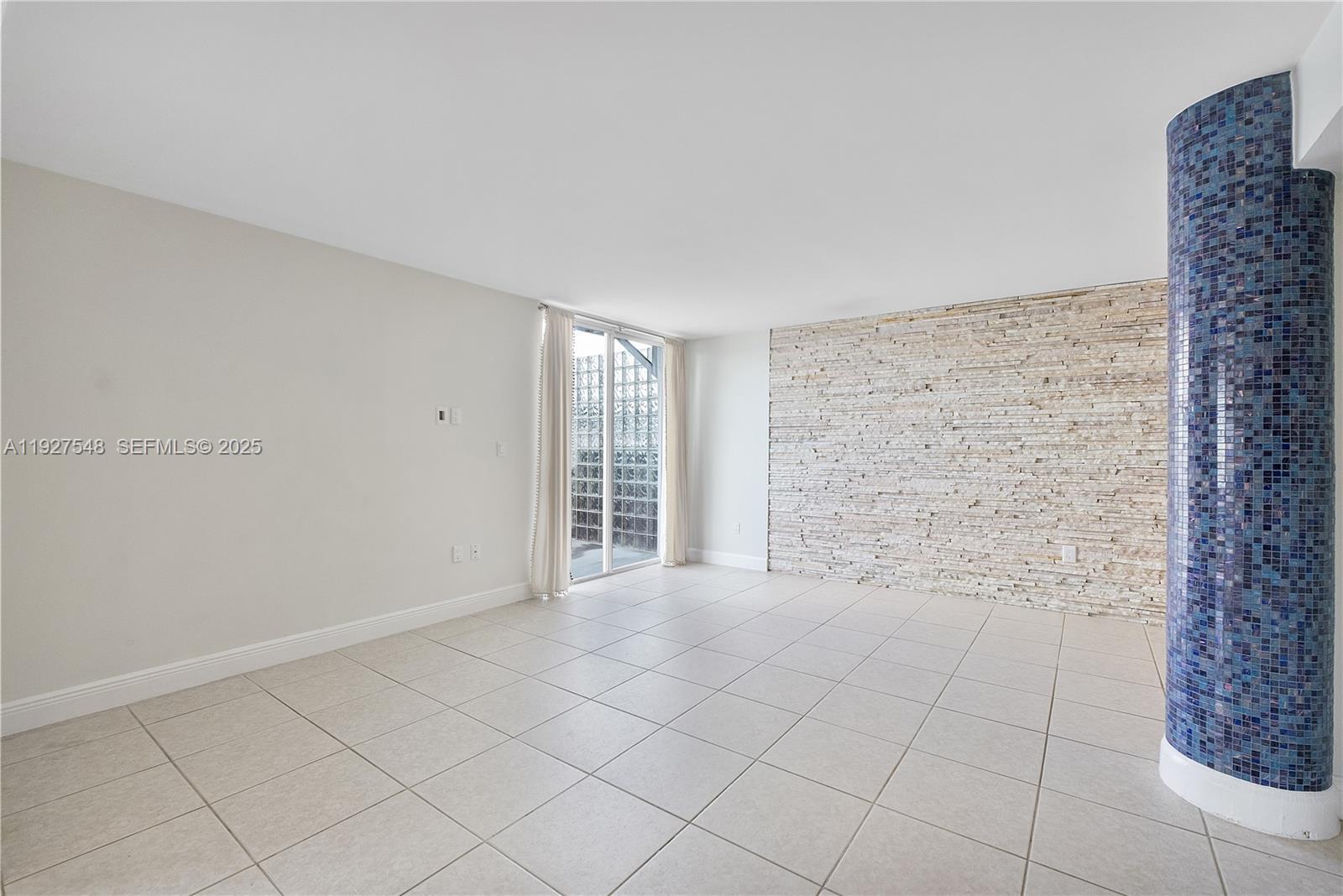 THE MONARCH GROVE CONDO - Residential