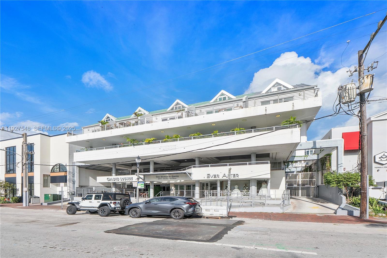 THE MONARCH GROVE CONDO - Residential