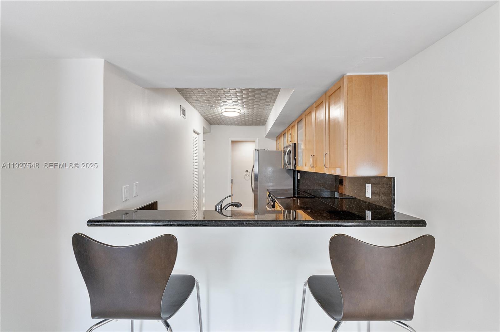 THE MONARCH GROVE CONDO - Residential