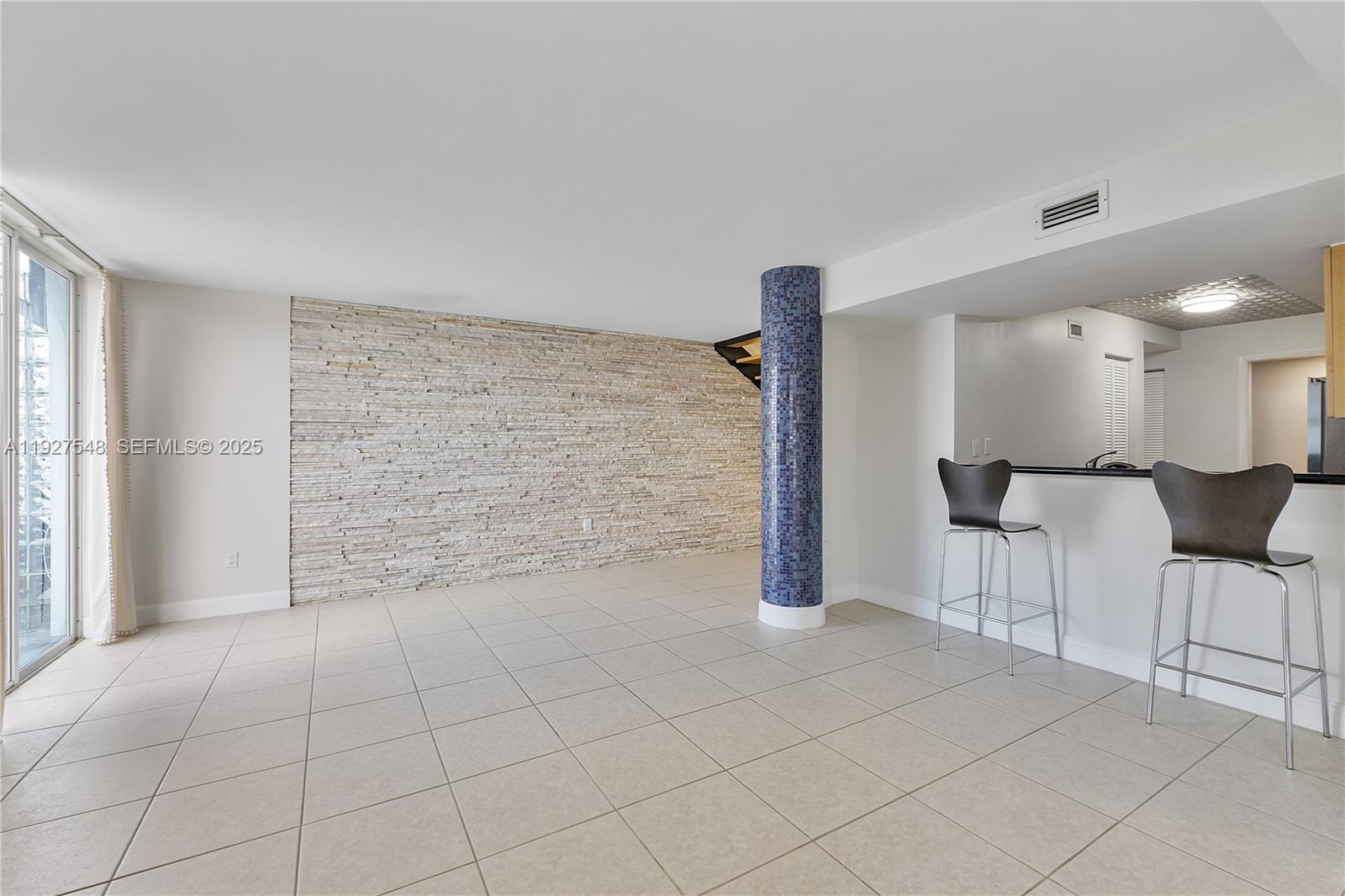 THE MONARCH GROVE CONDO - Residential