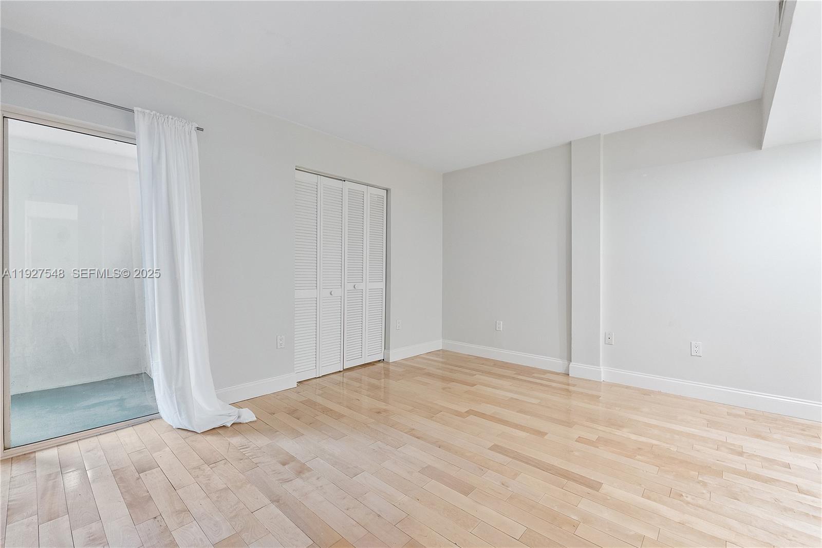 THE MONARCH GROVE CONDO - Residential