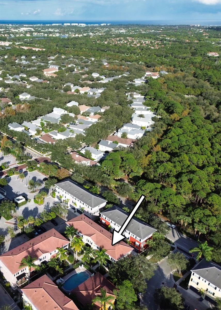 GREENWICH - Residential