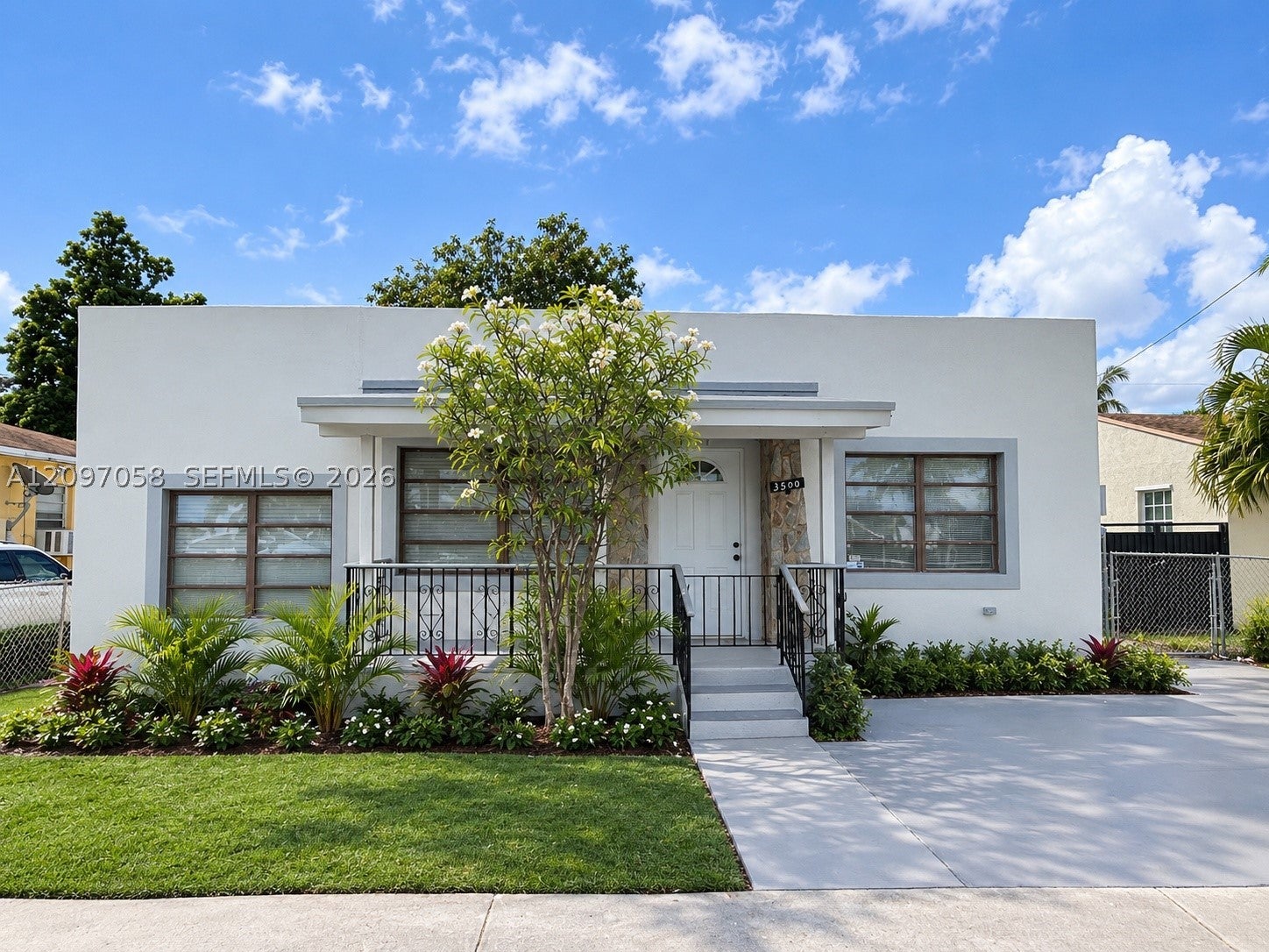 3500 NW 16th St