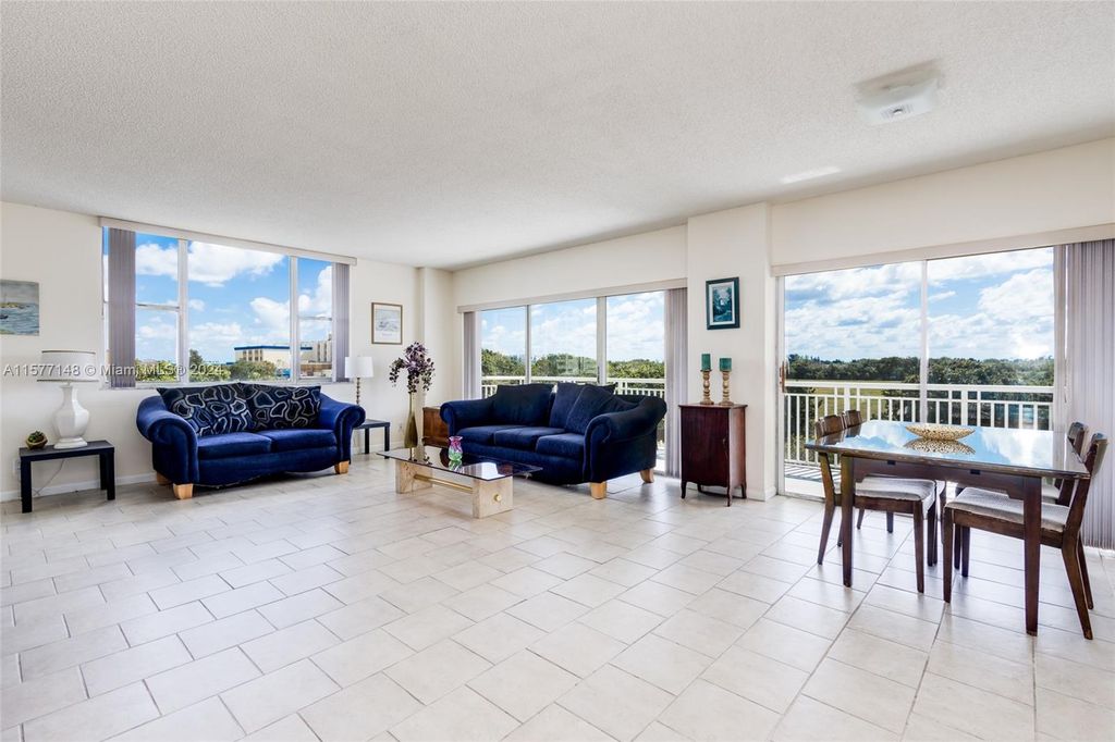 Photo of 3800 Hillcrest Dr #401, Hollywood, FL 33021 (MLS # A11577148)