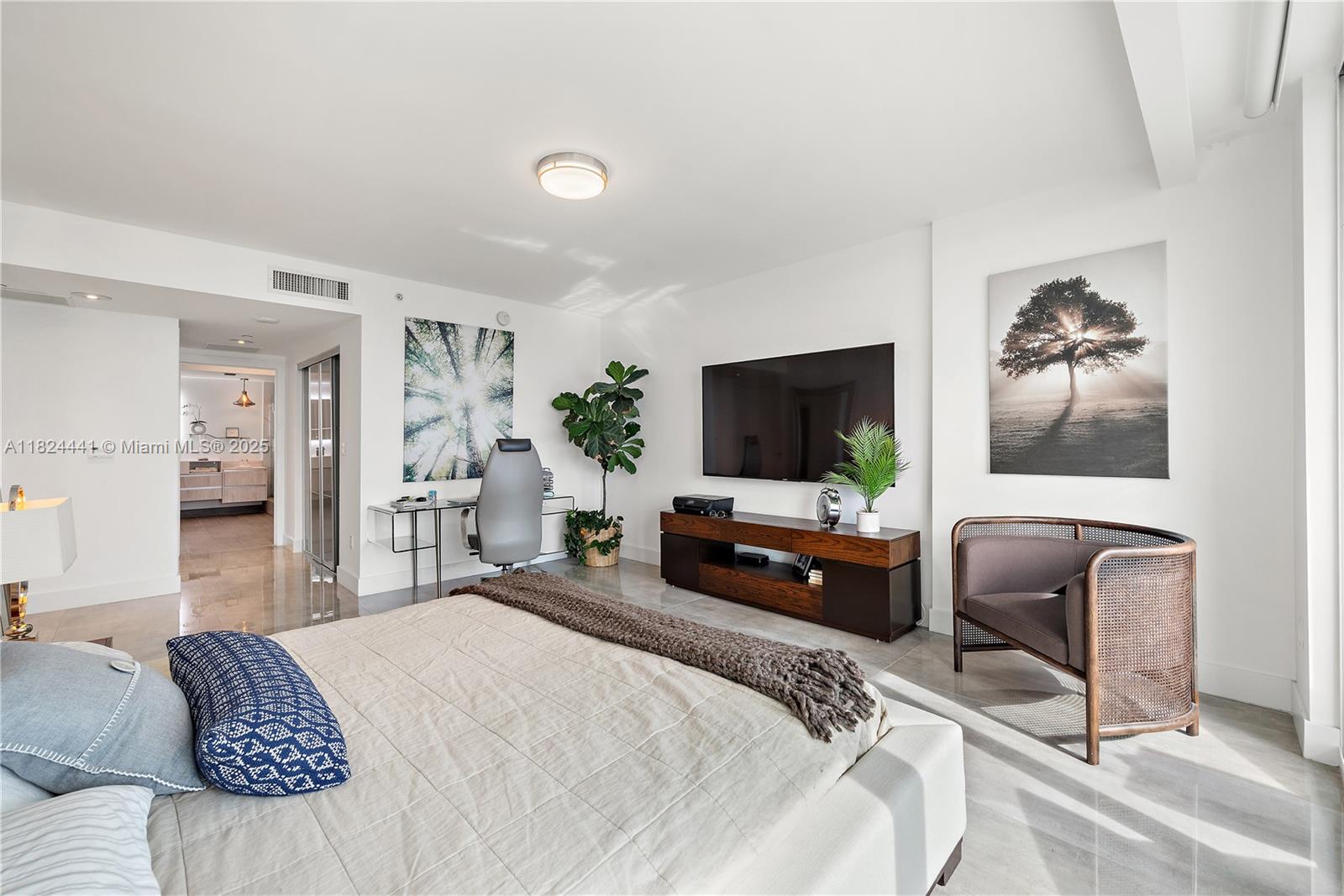 THE PENINSULA II CONDO - Residential